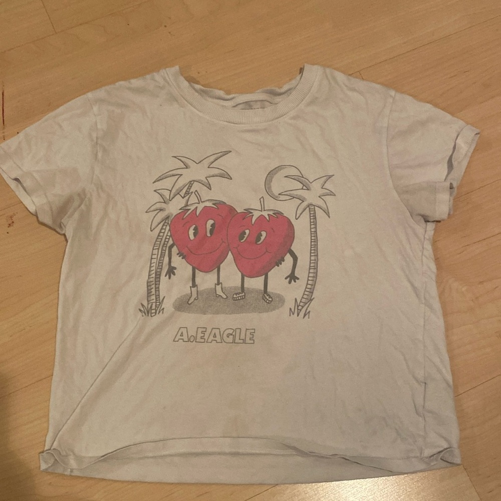 AE cropped shirt